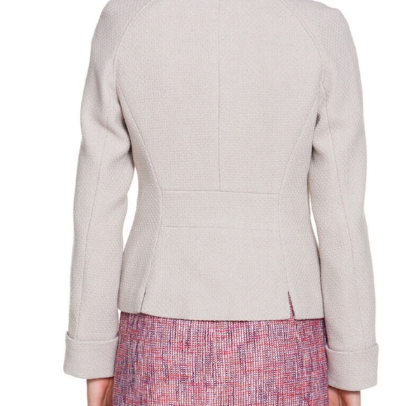 Boden cream scalloped snap button front coat Size 12R - Picture 5 of 7